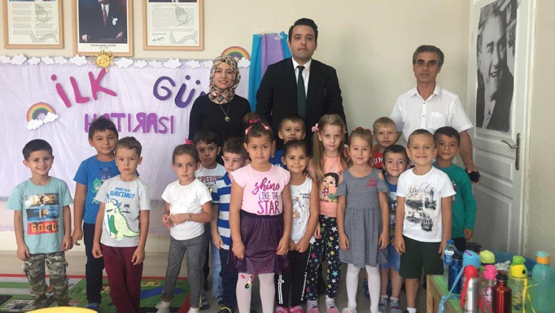 İlçe Milli Eğitim Müdürümüz Sayın Alpay ARI Cumhuriyet İlkokulumuzu Ziyaret Etti